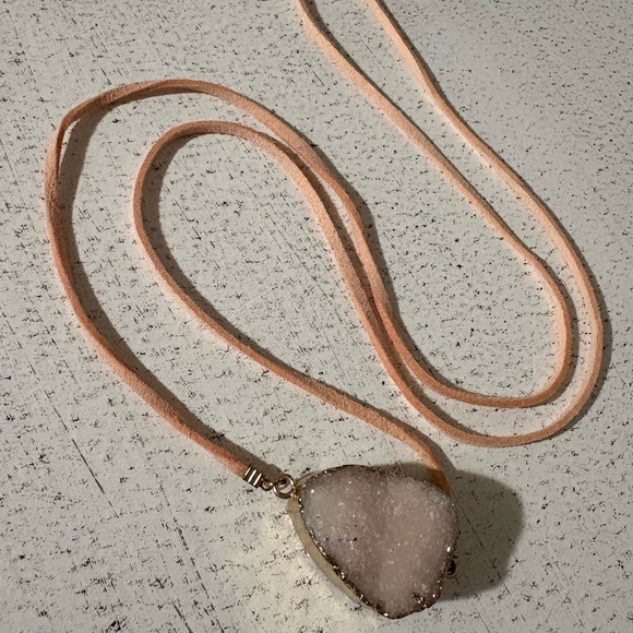 None Jewelry - Pink Natural Stone Pendant Necklace